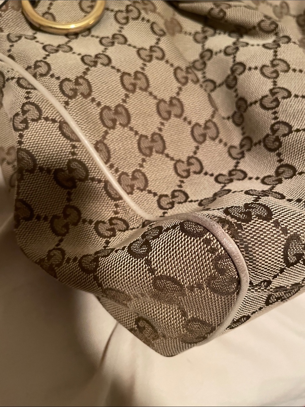 Gucci “Sukey” Beige GG Canvas Tote with Cream Trim and Gold Ring - Picture 15 of 15